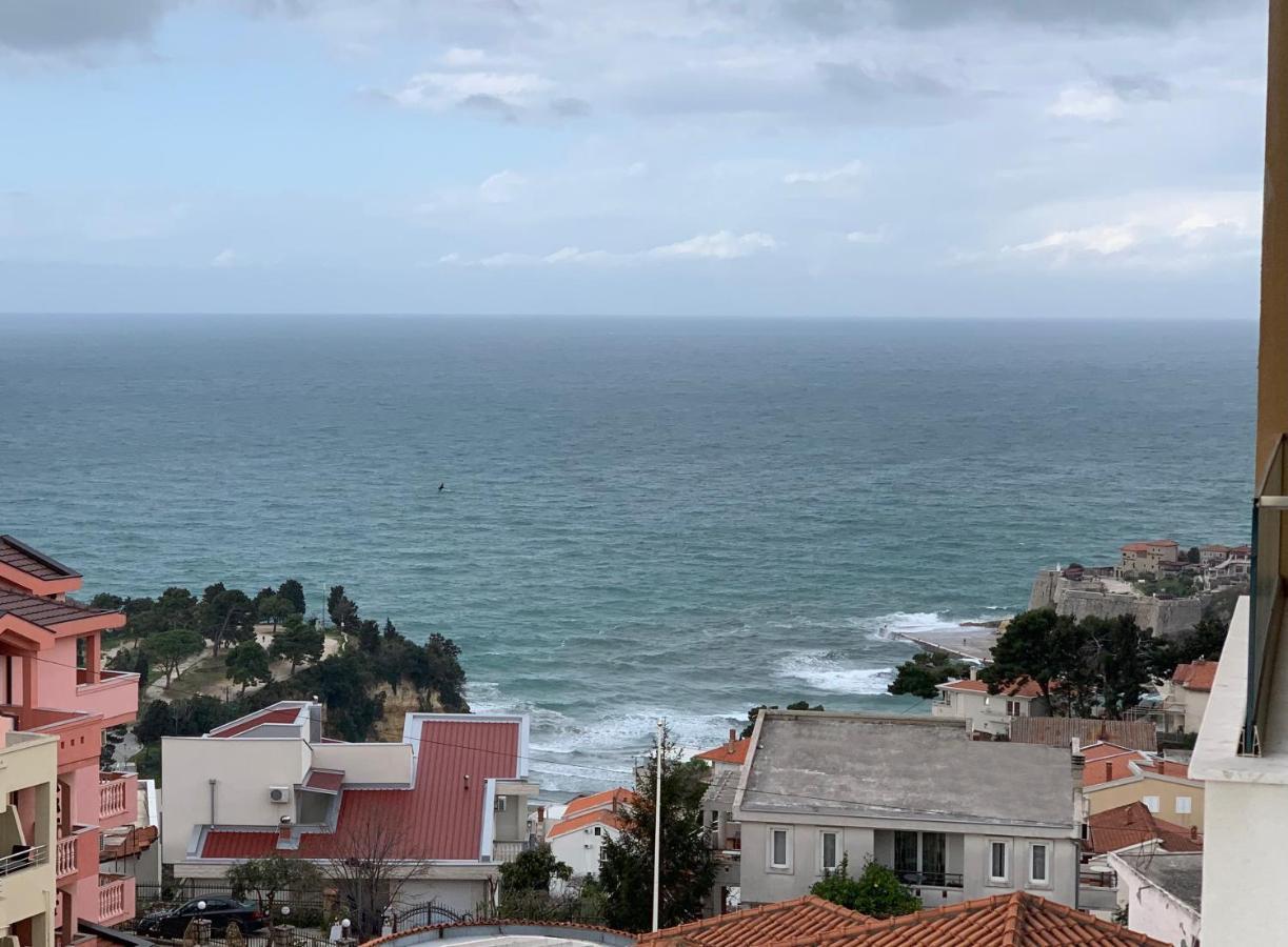 Art'S Apartment Mit Pool Ulcinj Pinjes 外观 照片